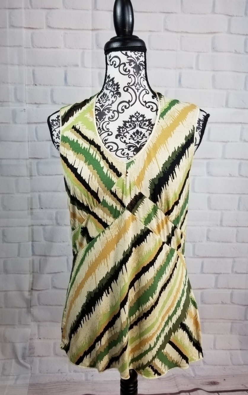 George sleeveless stretch knit size medium top